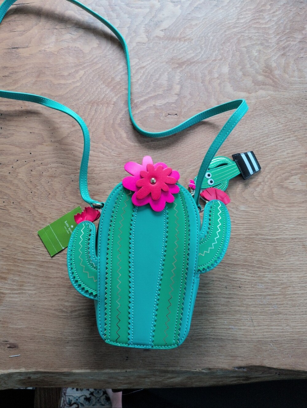 ✨ Rare Nwt New Horizons Kate Spade Cactus Bag WITH Matching Keychain - Picture 13 of 13